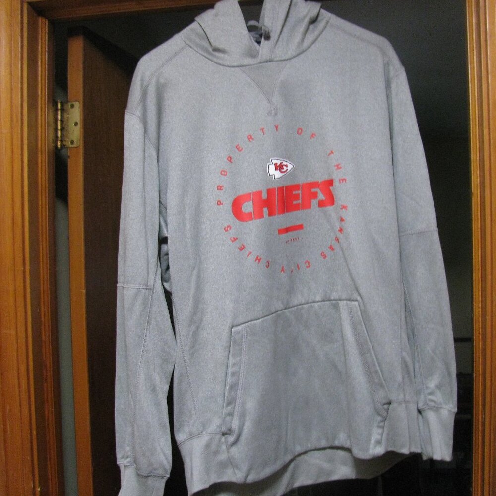 KC KANSAS CITY CHIEFS PROPERTY OF GREY  HOODIE NIKE SIZE L LOWEST PRICE PERFECT